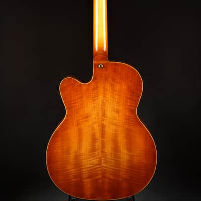 Hofner Jazzica - Sunburst #66 of 100 2005 image 4