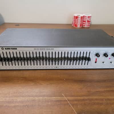 Klark Teknik DN300 30-Band Graphic Equaliser EQ Vintage Rack Unit Tested & Working image 9