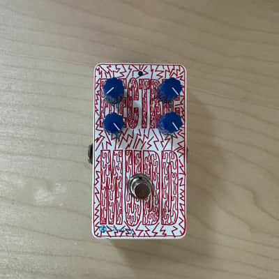Keeley Electric Mudd Fuzz - Limited Edition - Rare 2010’s  - Red / White image 1
