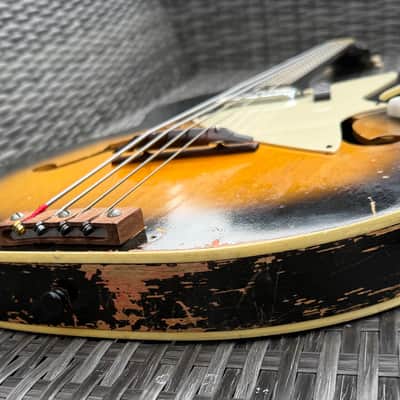 Vintage Harmony H-22 Bass Guitar 1963 - Sunburst image 24