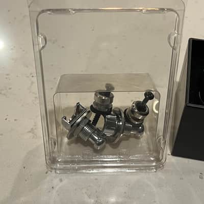 Warwick Hardware Kit 2024 - Silver 5 String Bridge Tailpiece Tuners Strap Locks image 5