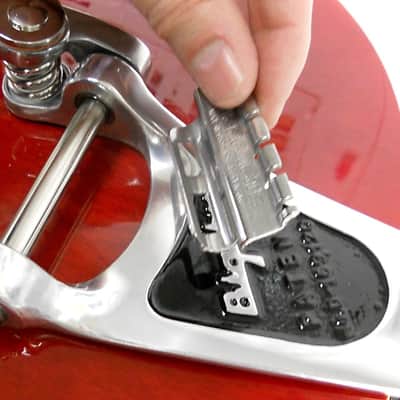 Vibramate String Spoiler For Bigsby Vibratos - Chrome image 4