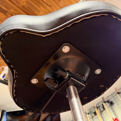Roc N Soc NRO-K Nitro Throne with Saddle Seat image 3