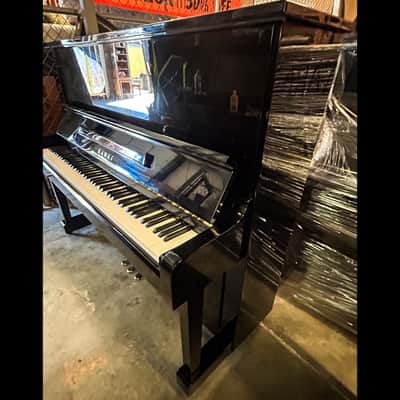 Kawai BL-12 Upright Piano – Glossy Black image 4