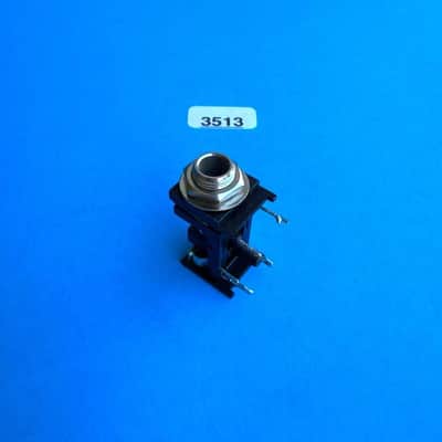 KURZWEIL PC88 Keyboard Piano Part: 4-Pin Mono 1/4 Jack TS Socket image 2