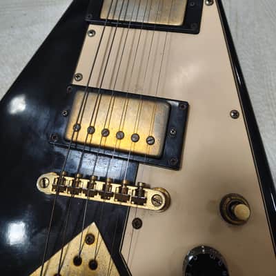 Tokai Flying V image 4