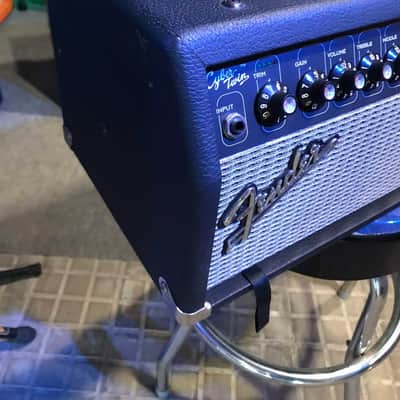 Cabezal Fender Cybertwin Head del 2005 image 4