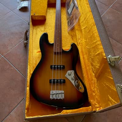 Fender JAZZ BASS JACO PASTORIUS FRETLESS 2002 - SUNBURST image 5