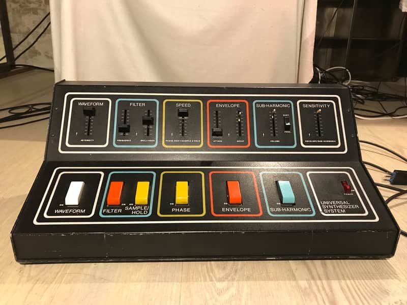 Maestro Universal Synthesizer System (USS - 1A) 60s image 1