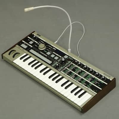 Korg Microkorg [013776] (04/10)