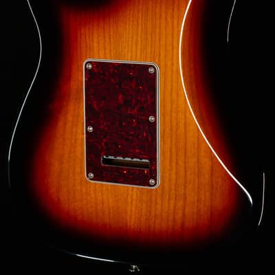 Fender Player II Modified Stratocaster Maple Fingerboard 3 Tone Sunburst (372) image 2
