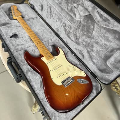FENDER American Professional II Stratocaster MN Sienna Sunburst image 9