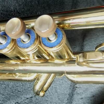 RARE, VINTAGE AMATI KRASLICE TRUMPET ATR201 +CASE, MOUTHPIECE & MUSIC CLIP - GOOD, USED, WORKING BUT REQUIRES SERVICE....READ ON>> image 7