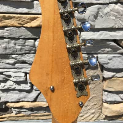 Teisco Crescendo 1960's Blue/Sparkle Teardrop Vintage - Rare image 10