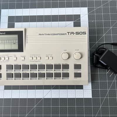 Roland TR-505 Rhythm Composer 1986 - 1990 - White