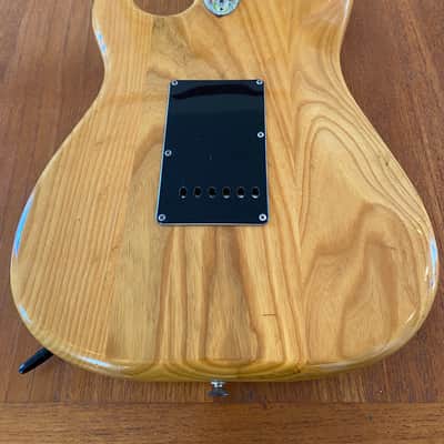 Gorgeous Vintage Fender Stratocaster 1970s - Incredible tone! Natural wood w/ case! image 6