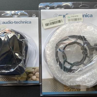 Audio-Technica AT2020 Large Diaphragm Cardioid Condenser Microphone NEW with Shock Mount and Windscreen image 2