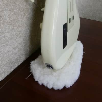 Music Man Cutlass SSS Tremolo 2016 - Ivory White #G76916 USED NBNC image 12