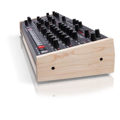 Sequential Trigon-6 Desktop Six Voice Analog Poly Synthesizer Module image 2