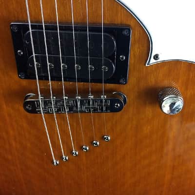 Samick LN10 JTR Designed "Linda" Single Cutaway LP Jr. Electric Guitar / Brown Sunburst  Finish image 4
