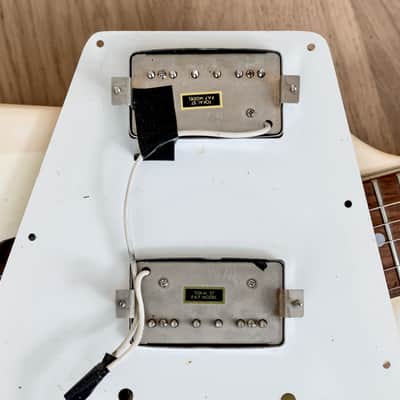 1983 Tokai TFV50 1968 Refine Model Flying V Vintage Electric