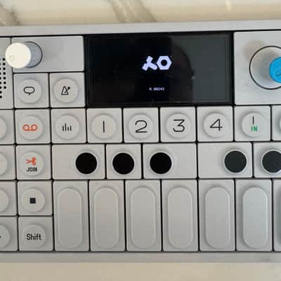 Teenage Engineering OP-1 Portable Synthesizer Workstation 2011 - Present - White image 5