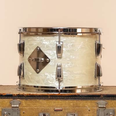 1960s Ludwig Tom in White Marine Pearl - 9x13 image 4
