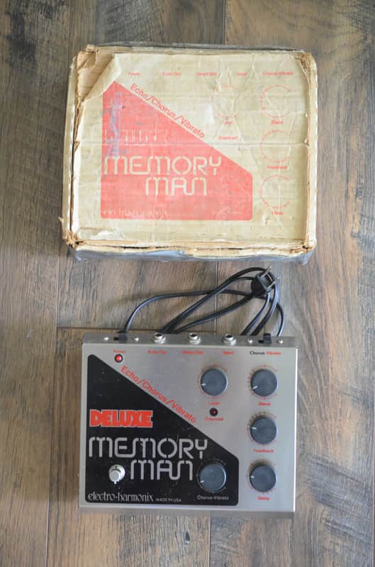Electro-Harmonix Deluxe Memory Man Vintage Analog Delay MN3005 w