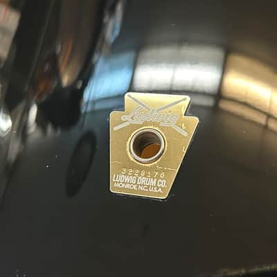 Ludwig 1990 Classic Maple 18” x 14” Bass Drum image 3