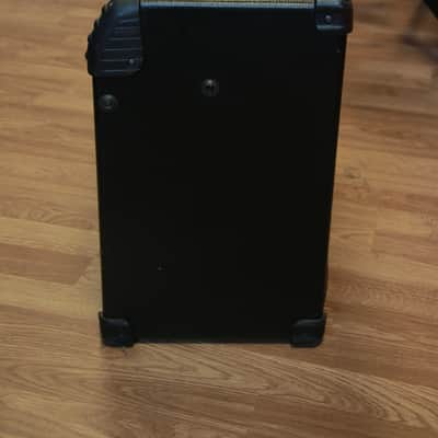 Immagine Line 6 Spider II 120 watt 2x10 - 7