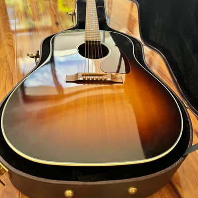 Gibson J-45 Standard Vintage Sunburst (2019) image 7