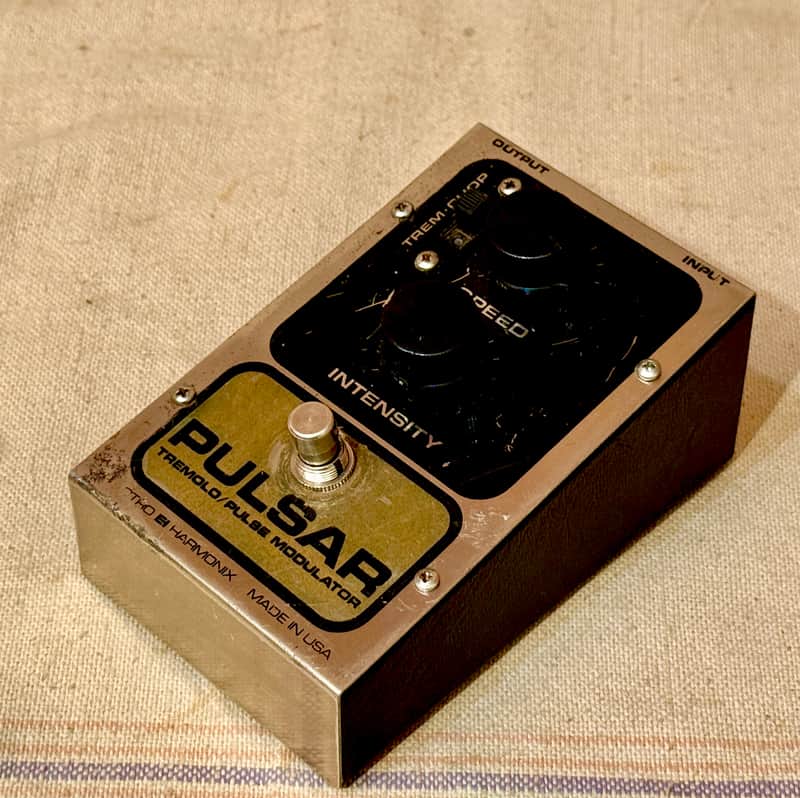 Electro-Harmonix Pulsar Tremolo / Pulse Modulator 1978 | Reverb