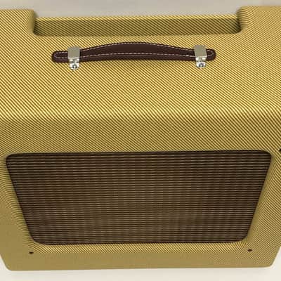 Guitar Cabinets Direct Tweed Deluxe® TV Front Guitar 5A3 Amplifier Combo Speaker Cabinet image 3