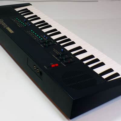 Yamaha PSS-450 PortaSound Synthesizer 1980's - Black image 6