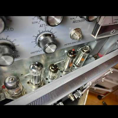 Mercury Magicians Stereo Varimu Tube Compressors - altec 436, Fairchild 670, LA2A 2022 - Walnut image 3