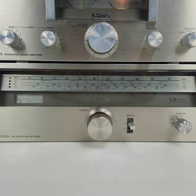 Sony - TA-212 - Integrated Stereo Amplifier - ST-212L - FM Stereo/FM-AM Tuner image 4