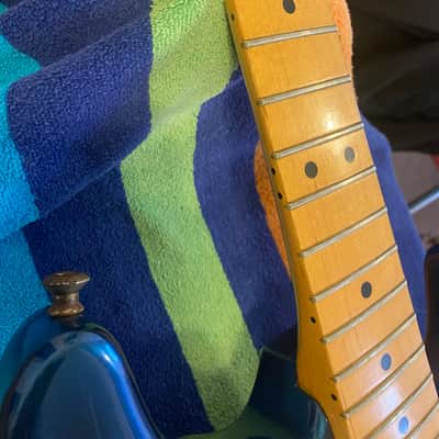 Fender Strat Plus Deluxe with Maple Fretboard 1991 - Blue Pearl Burst - UPGRADED LACE SENSOR BLUE S/ SILVER S/ RED Hum - FENDER HARDSHELL CASE (Center Latch Broke) image 19