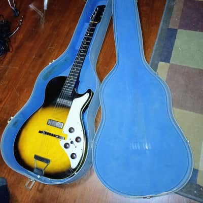 Vintage 1960 Harmony Silvertone STRATOTONE 1421 Guitar with Original Case image 10