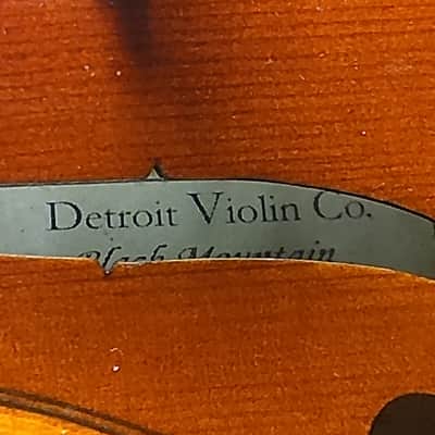 Detroit Violin Company Black Mountain 3/4 Violin serial456118 - Natural image 3