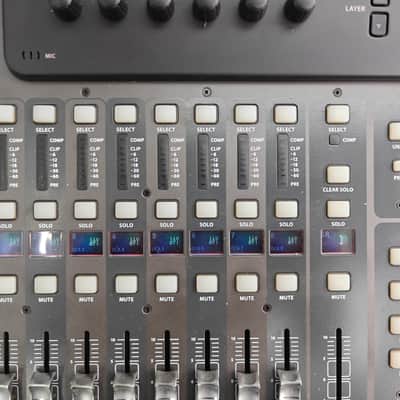 Behringer X32 Compact - mixing desk - w/ softbag, flight case, decksaver, gooseneck LED image 16