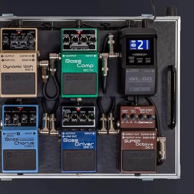 BOSS WL-60 Wireless Guitar System w/Bodypack Transmitter and Stompbox-Size Receiver image 2