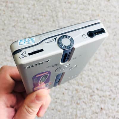 SONY WM EX651 Walkman Cassette Player, Excellent Silver Looking ! Working ! image 5
