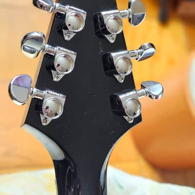 *MINT* Gibson '70s Flying V 2020 - Present - Ebony image 12