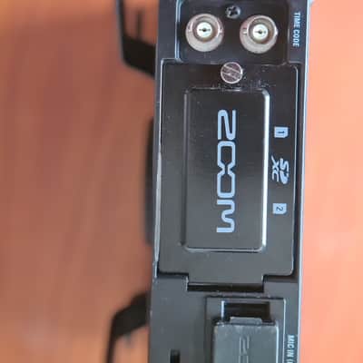 Zoom Zoom F4 Professional Field Recorder | 4-Channel | Power Cable & Battery Compartment image 13