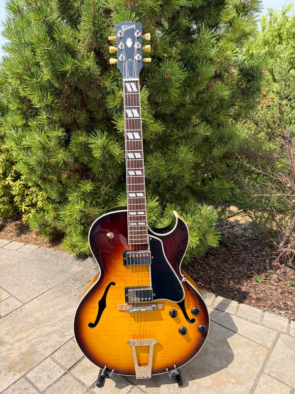 Gibson ES-175
