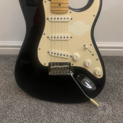 Fender American Standard Stratocaster with Maple Fretboard 2008 - 2016 - Black image 2