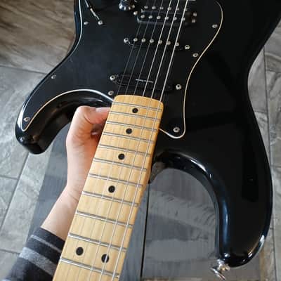 Fender Standard Stratocaster Black image 9