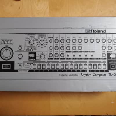 Roland Boutique Series TR-08 Analog Modeling Drum Machine 2017 - Present - Black image 2