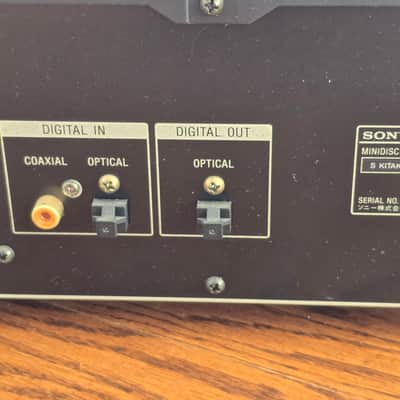 Sony MDS-JA3ES minidisc player recorder deck Early or mid-1990s - Black image 10