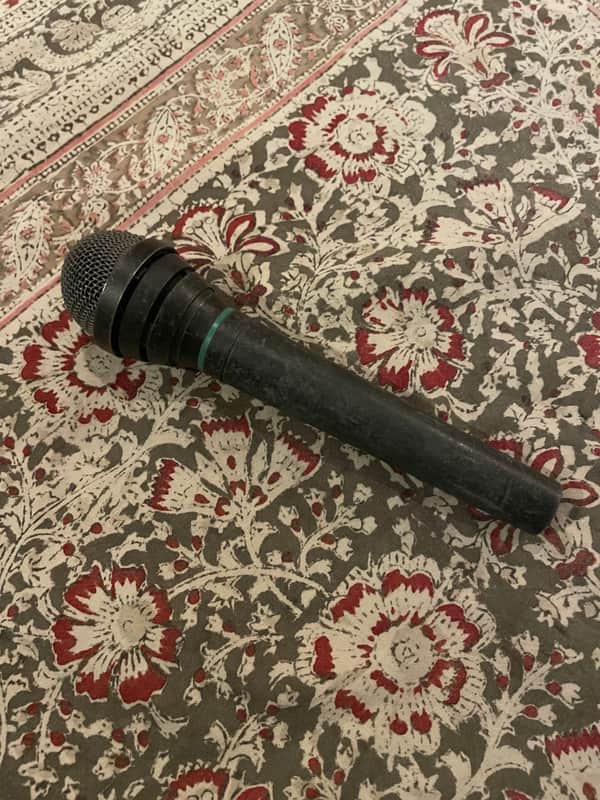 AKG D310